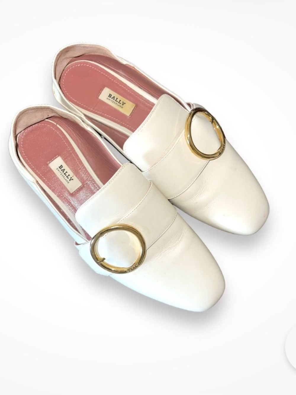 BALLY Slip-On Janelle Loafers Flat Shoes Ivory Leather Gold Buckle
Size 38